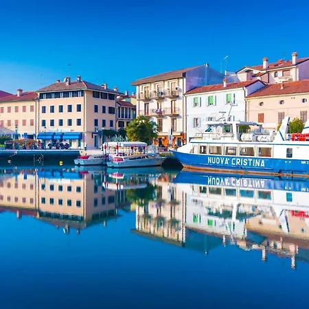 A 250 Metri Dalla Spiaggia -tv-airco Apartament *